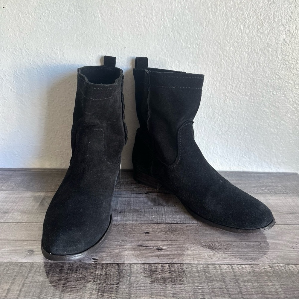 Frye Cada Suede Booties in Size 9.5